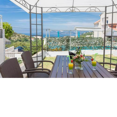 Apartments Oleander Sea View