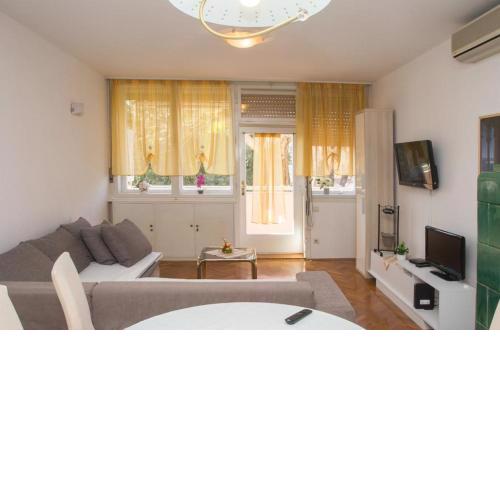Apartments Oršula