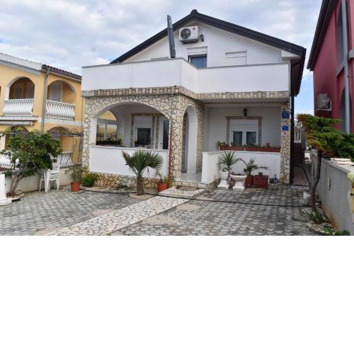 Apartments Paric