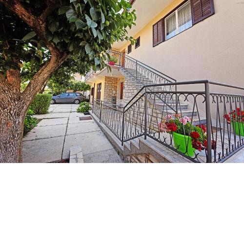 Apartments Pierina