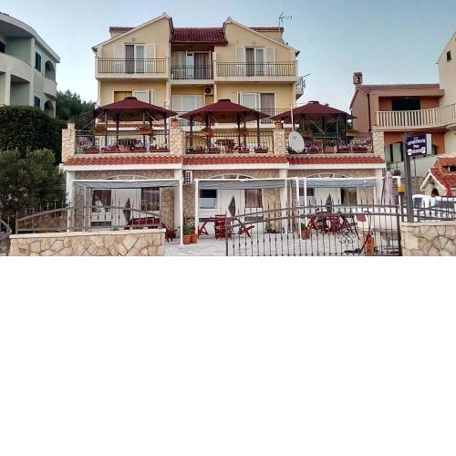 Apartments Pilić