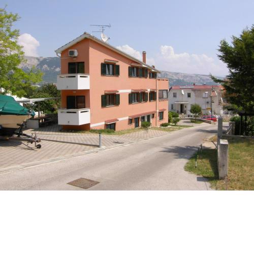 Apartments Pintar Zarok