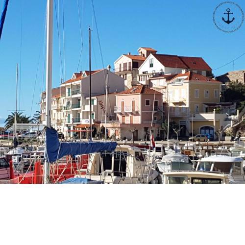 Apartments Porat Vela Podgora