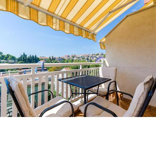 Apartments Princ Hrvoje- Studio With Balcony