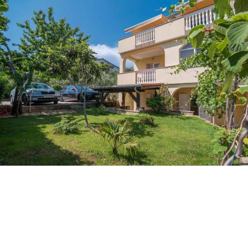 Apartments Rajko
