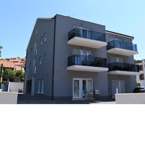Apartments Rena