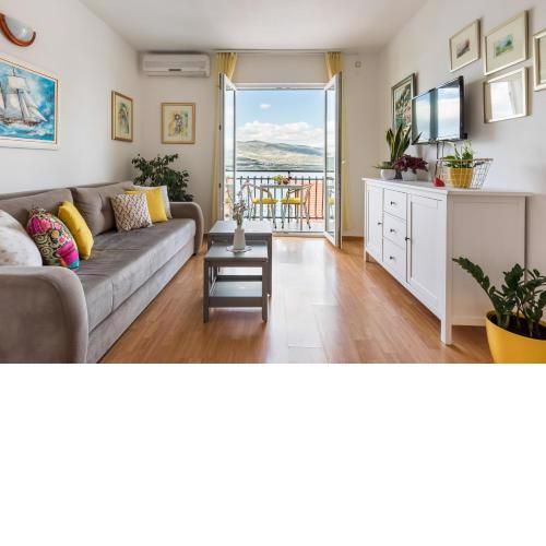 Apartments Rogulj