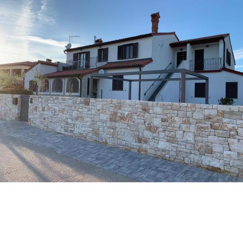 Apartments & Room Piutti