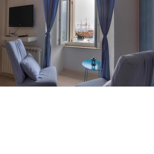 Apartments & Rooms Josephine
