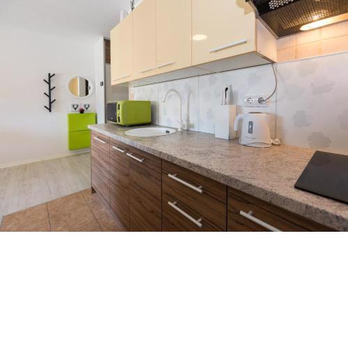 Apartments & Rooms Laganini