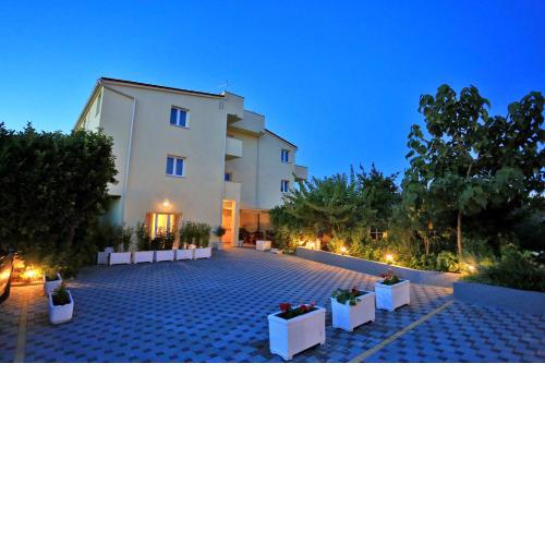 Apartments & rooms Stella Adriatica