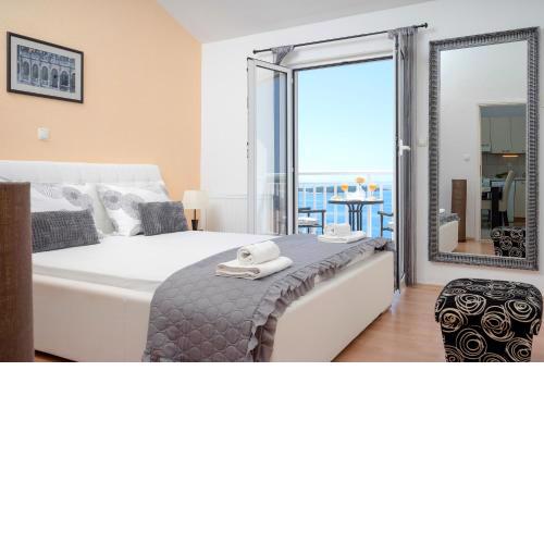 Apartments Roso - Hvar