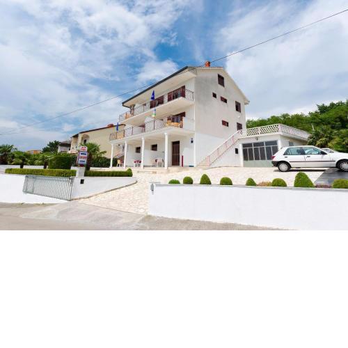 Apartments Rozaria