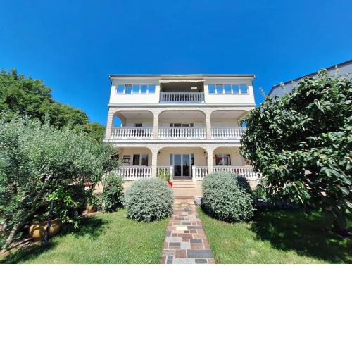 Apartments RUZA