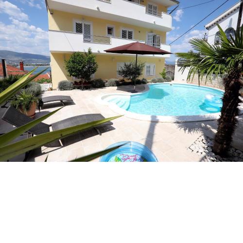 Apartments Sakal