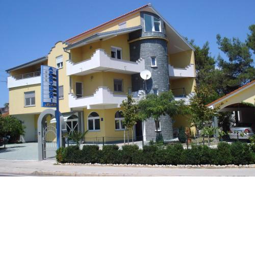 Apartments San