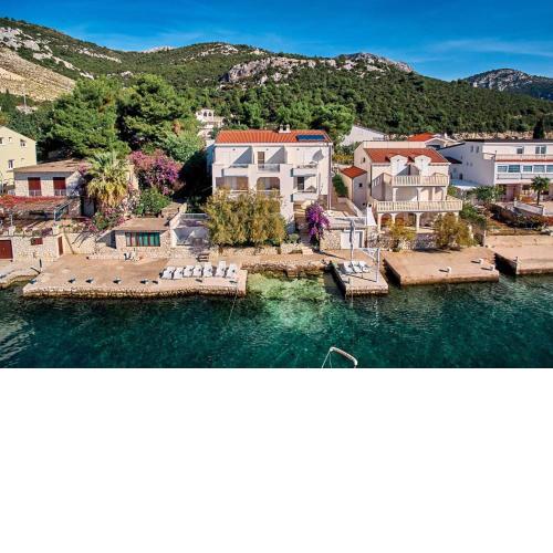 Apartments Sea front