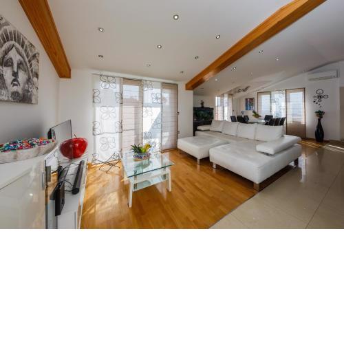 Apartments Selak
