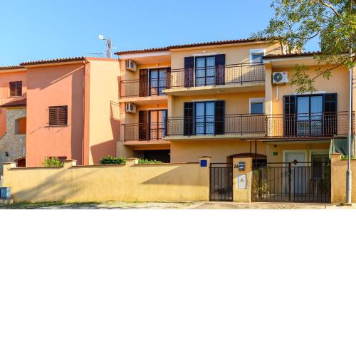 Apartments Silvana 74