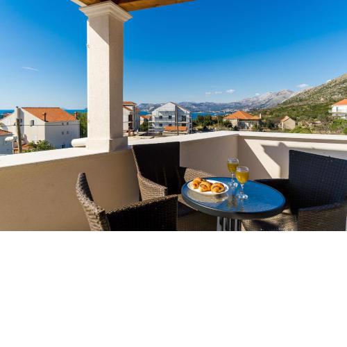Apartments Šmanjak
