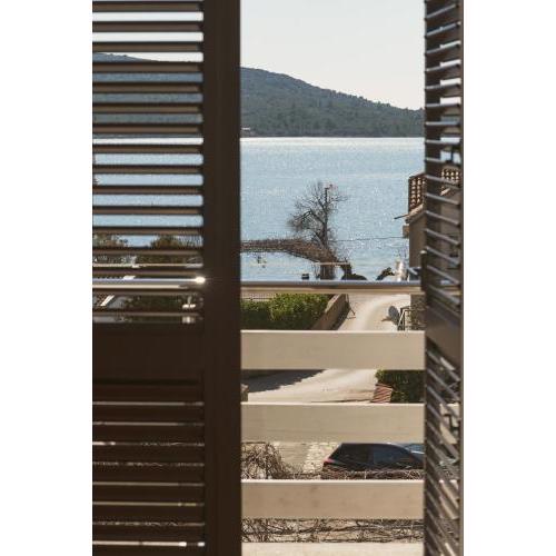 Apartments Starine Beach
