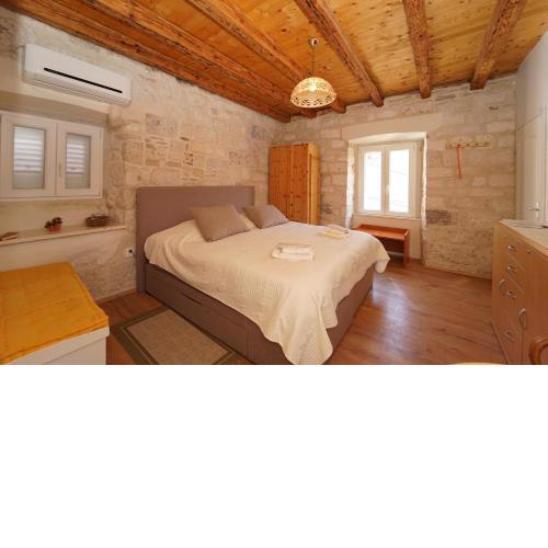 Apartments Stelina