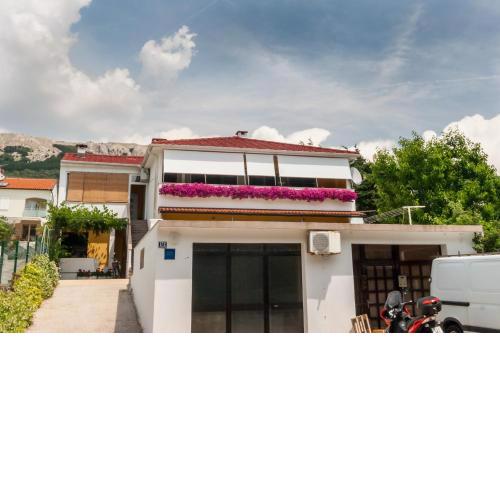 Apartments Surfinia
