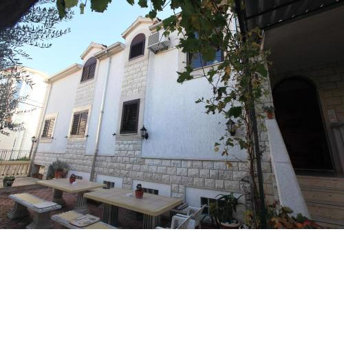 Apartments Sustic