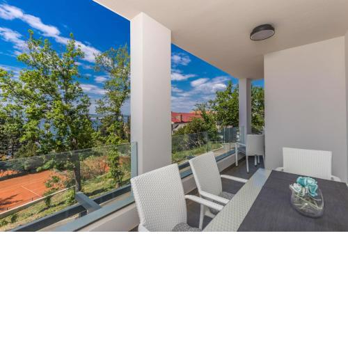 Apartments Tatjana Selce