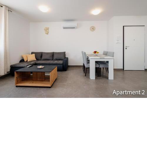 Apartments Tia