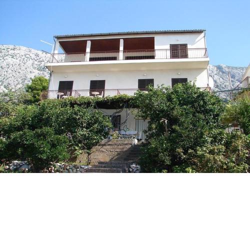 Apartments Tiho