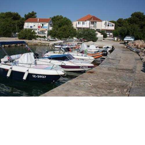 Apartments Vili Betina
