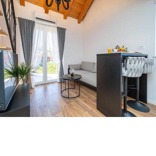 Apartments Villa Aura - Duplex studio with Balcony