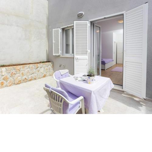 Apartments Villa Karmen - Studio with Terrace Lavanda