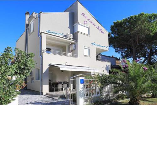 Apartments Villa Kristina