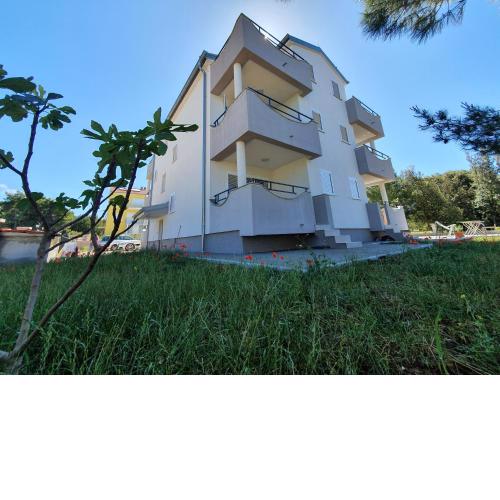 Apartments villa M&M