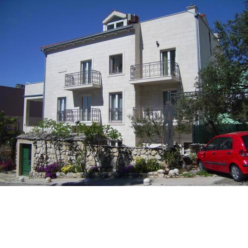 Apartments Villa More