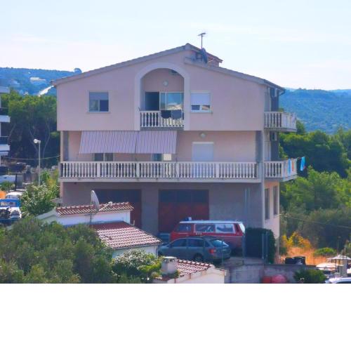 Apartments Vlade
