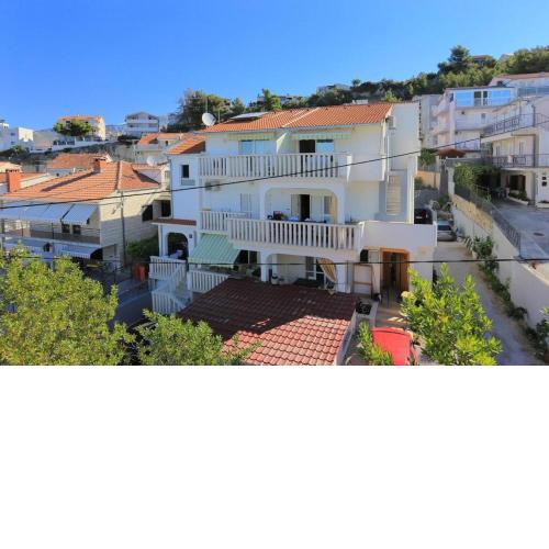 Apartments Vuko