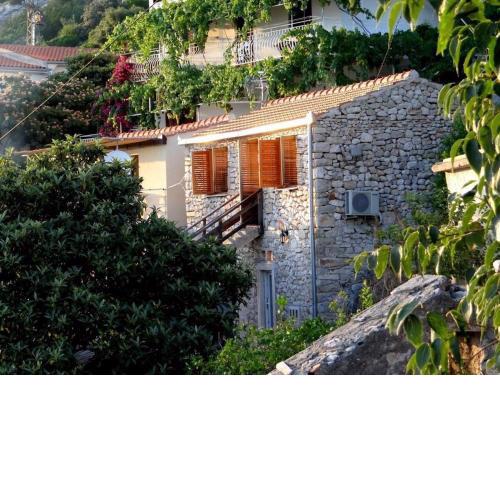 Apartments with a parking space Borje, Peljesac - 12507