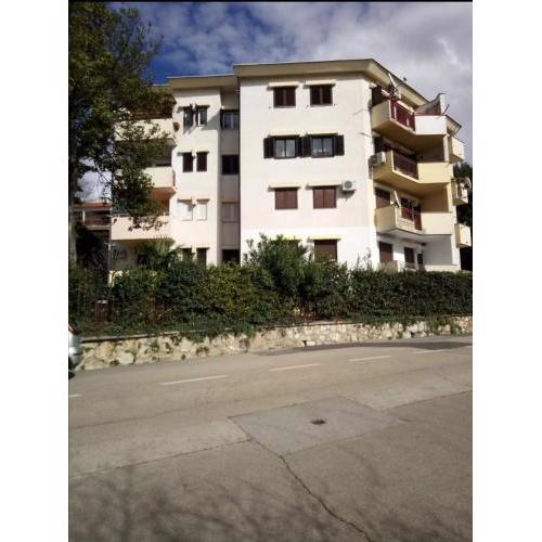 Apartments with a parking space Crikvenica - 18175