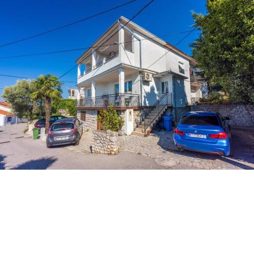 Apartments with a parking space Crikvenica - 5595