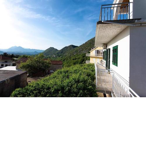 Apartments with a parking space Gornja Brela, Makarska - 20448