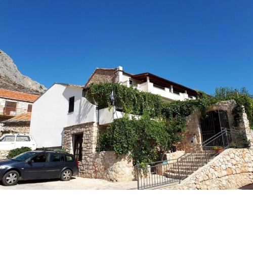 Apartments with a parking space Ivan Dolac, Hvar - 10434