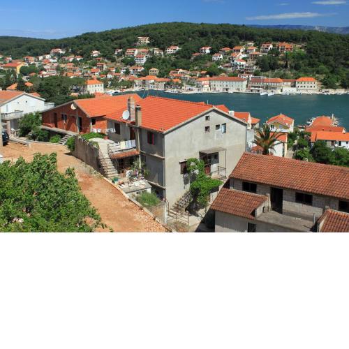 Apartments with a parking space Jelsa, Hvar - 8746