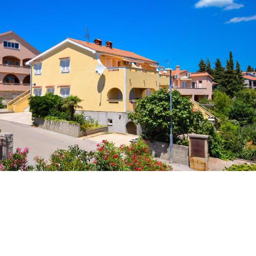 Apartments with a parking space Kornic, Krk - 19478