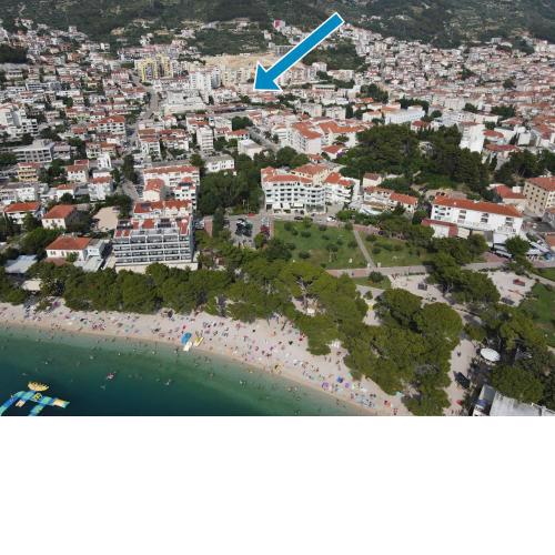 Apartments with a parking space Makarska - 18898