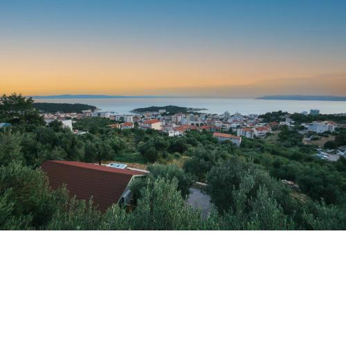 Apartments with a parking space Makarska - 21567
