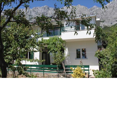 Apartments with a parking space Makarska - 6791