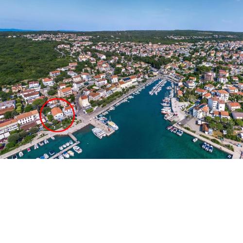 Apartments with a parking space Malinska, Krk - 19299